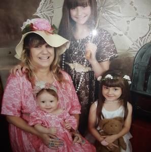 Meet your Posher, Kelly